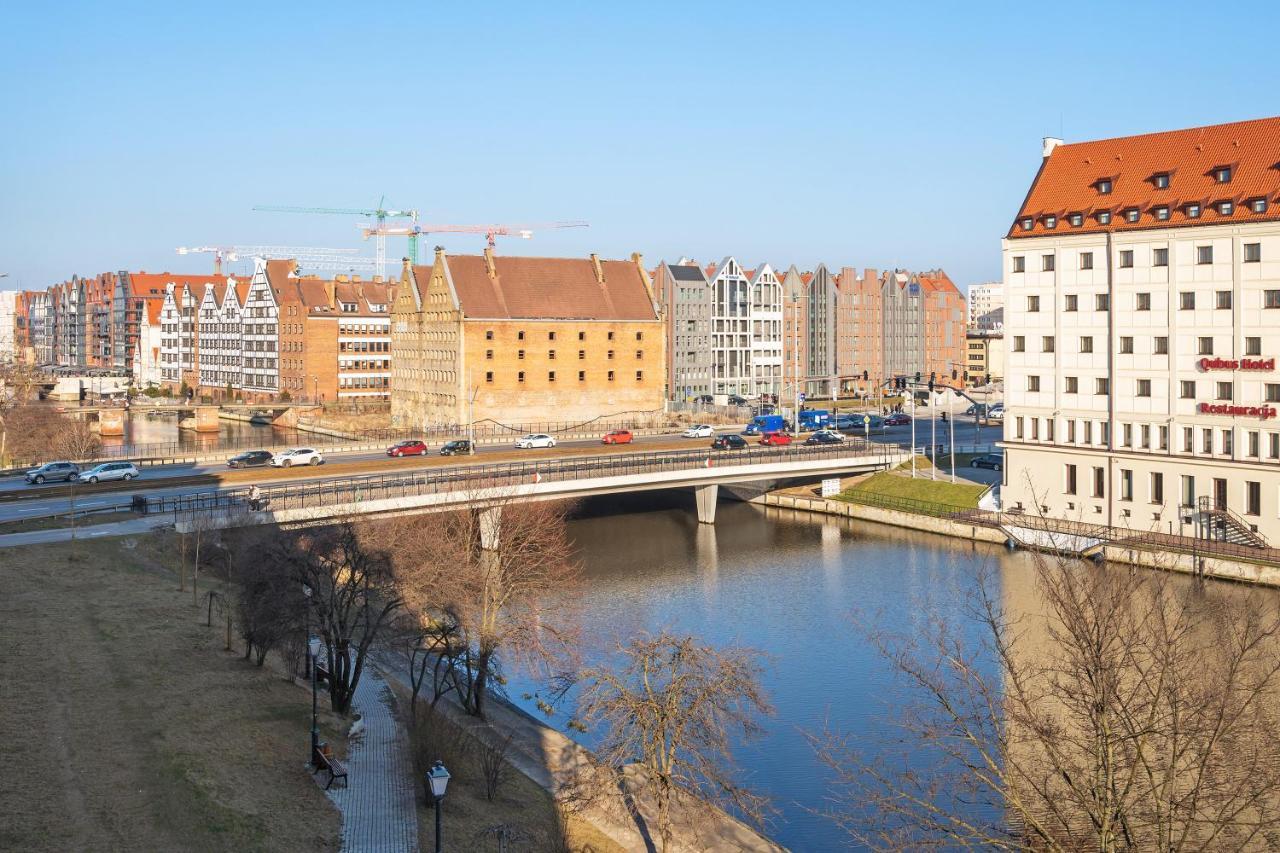 Comfort Apartments Rezydencja Wintera 格但斯克 外观 照片